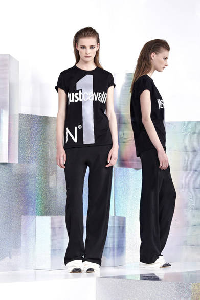 <strong>JUST CAVALLI