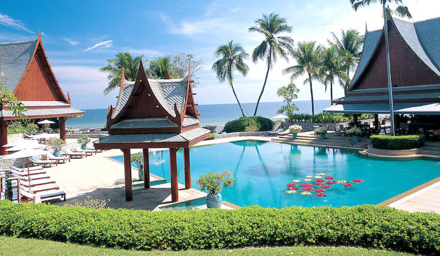 タイ語で「安寧の隠れ家」を意味するチバソムは、世界中のセレブリティが疲れた心身をリセットするために訪れるという、東洋と西洋様式を融合した世界屈指のデスティネーション・スパ