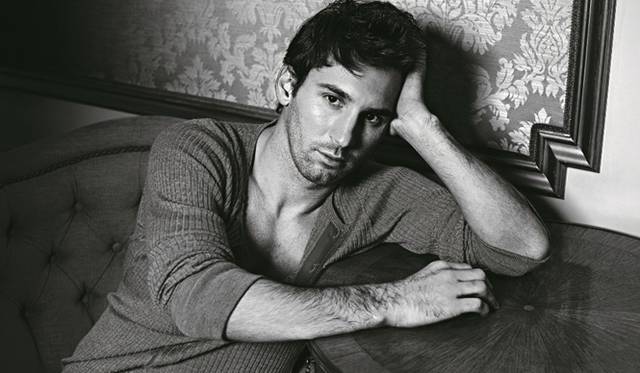 <strong>DOLCE & GABBANA｜ドメニコ・ドルチェが撮影、リオネル・メッシ写真集</strong>　