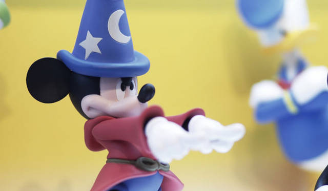 <strong>MEDICOM TOY｜メディコム・トイ</strong>　新製品展示会「MEDICOM TOY EXHIBITION ’13」　ミッキーマウス（ミッキーのライバル大騒動より）（発売中）