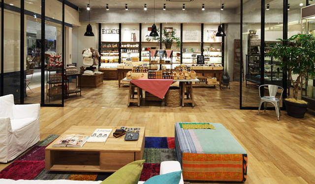 <strong>ACTUS｜アクタス</strong>　「アクタス みなとみらい店」