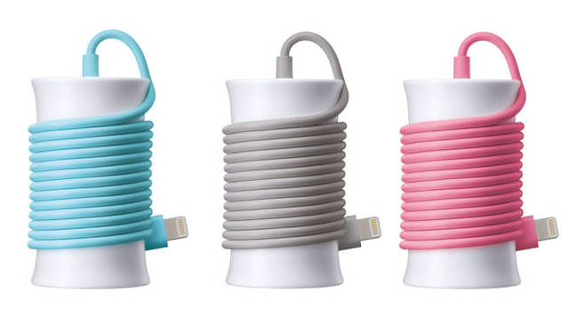 <strong>SoftBank｜ソフトバンク</strong>　「SoftBank SELECTION」Lightningコネクタ対応ACアダプタ「itomaki ACアダプタ for iPhone」　