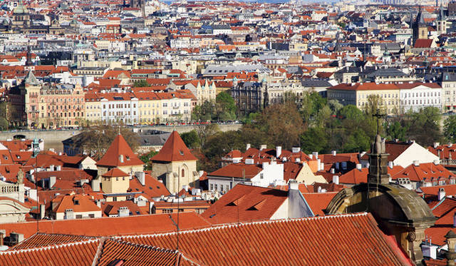 <strong>Vol. 3｜チェコ・プラハ</strong>　© George Dolgikh