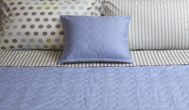 <strong>Yoko Ueno Lewis｜暮らしノート｜SOVA, Multi-Combination Bedding Linens </strong>　ベッドファーニシングブランド「SOVA（ソーヴァ）」