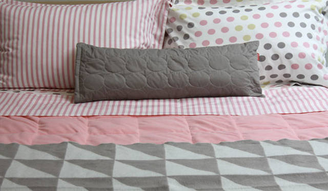 <strong>Yoko Ueno Lewis｜暮らしノート｜SOVA, Multi-Combination Bedding Linens </strong>　ベッドファーニシングブランド「SOVA（ソーヴァ）」