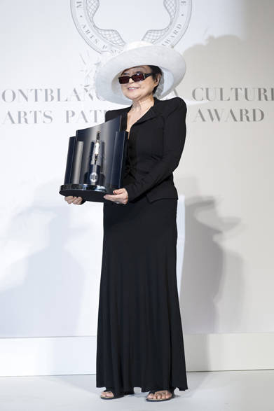 2011年の受賞者、オノ・ヨーコさん