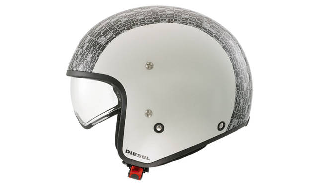 ディーゼルストア限定カラー　ディジット＆ホワイト