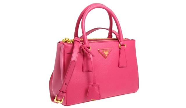 <br />大阪心斎橋店限定カラートートバッグ[H17×W26×D16cm] 17万2200円（予定価格）