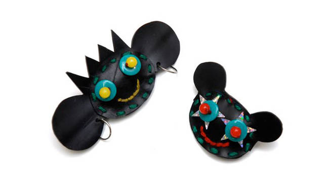 <strong>MONKEYBIZ south africa｜モンキービズ サウス アフリカ</strong>　「ZOLO BROOCHES」1050円