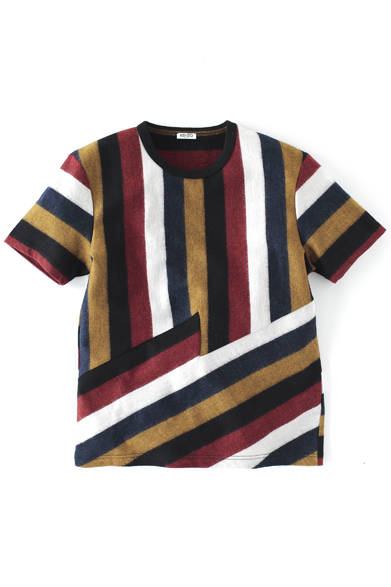 <strong>HANKYU MEN’S TOKYO<br /><br /> 2013-14 AUTUMN & WINTER COLLECTION<br /><br />  THEME｜FRENETIC<br />BRAND｜KENZO</strong> <br /> <br />  トップス4万950円（ケンゾー／阪急メンズ東京4階「ガラージュ D.エディット」）