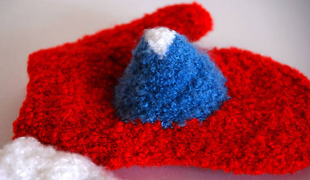 <strong>富士山を世界遺産にする国民会議｜富嶽三十六プロジェクト</strong>　「立体手袋シリーズ 日ノ丸富士山」1800円（NN）