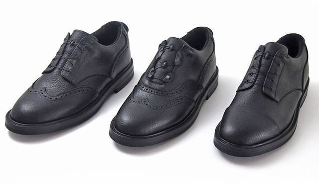 <strong>AUTHENTIC SHOE & Co.｜オーセンティック・シュー＆コー</strong>　イノベーションシューズブランド「SPECTUSSHOECO.（スペクタス）」　左から、WING TIP BLUCHER、WING TIP BALMORAL、STRAIGHT TIP各4万4100円