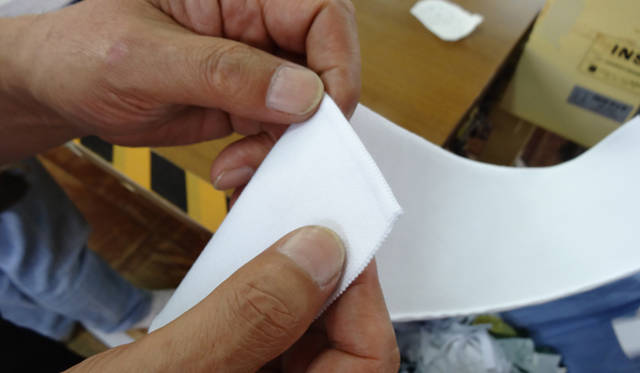 衿に使用した糸にはフィラメント糸を入れているため、洗っても型崩れしにくい