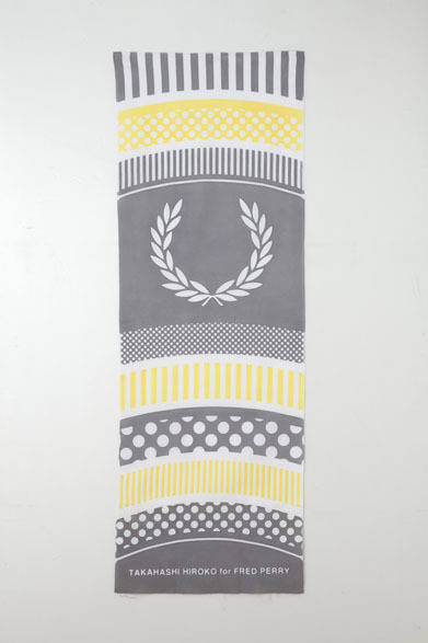 <strong> FRED PERRY｜フレッドペリー</strong>　フレッドペリー×高橋理子コラボレーション「TAKAHASHI HIROKO for FRED PERRY」　てぬぐい「100×35」2310円