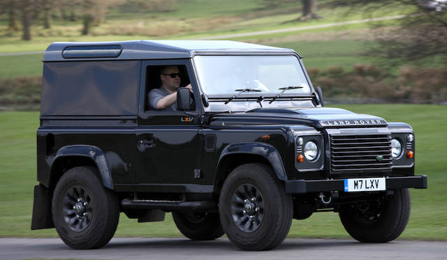 ランドローバー65周年記念モデル