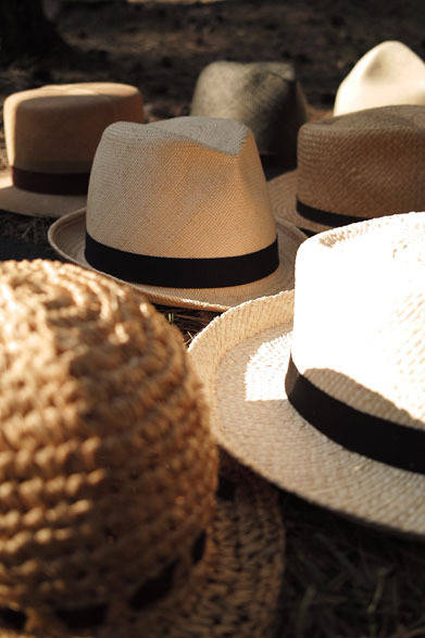 <strong>WORK NOT WORK｜ワーク ノット ワーク</strong>　 HATにまつわるエキシビション「Hat Not Hat by Work Not Work」