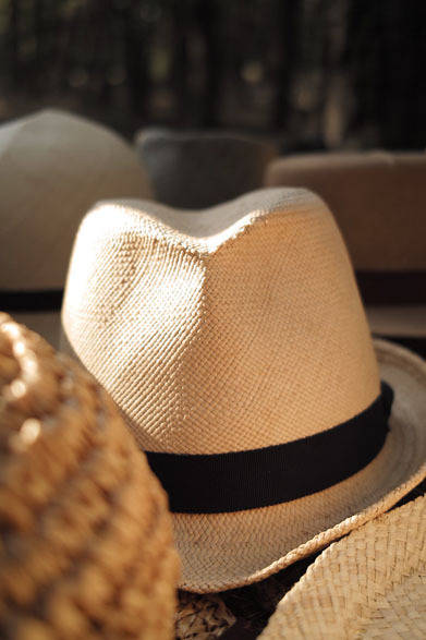 <strong>WORK NOT WORK｜ワーク ノット ワーク</strong>　 HATにまつわるエキシビション「Hat Not Hat by Work Not Work」