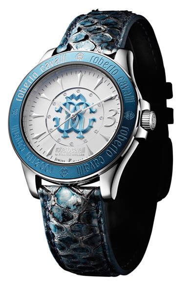 <strong>Roberto Cavalli｜ロベルト・カヴァリ</strong> <strong>「シグネチャー」コレクション</strong><br />ムーブメント｜スイス製高級クオーツ<br />ケースサイズ｜41mm<br />価格｜1200ユーロ～2000ユーロ（日本での価格、展開時期は未定）