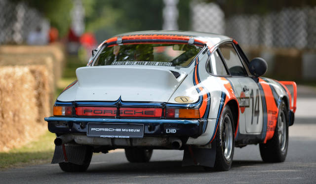 1978年にWRCサファリラリーに参戦したラリー向け911