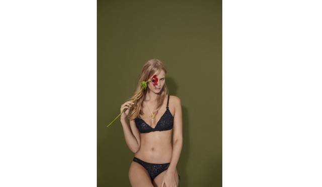 <strong>STELLA McCARTNEY｜2013年秋冬ランジェリーコレクション発表</strong>　イサベル ワンダリング