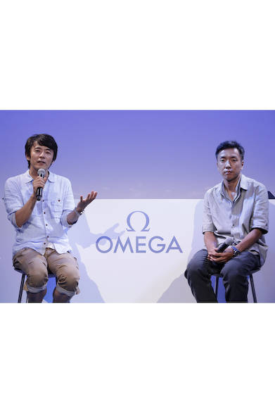 写真家の石川直樹さん（左）と理論天文学者の小久保英一郎さん