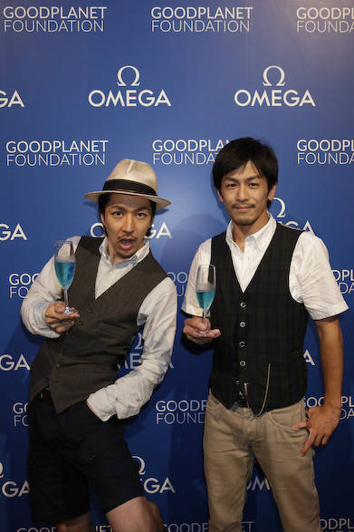 ダンサーのTakahiroさんと（左）メンタルトレーナーの森川陽太郎さん