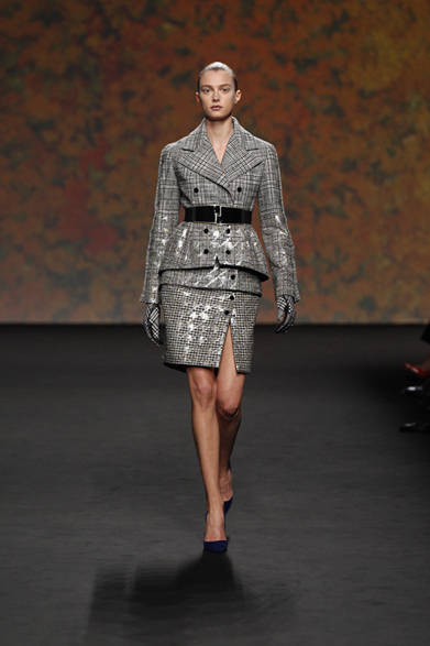 <strong>CHRISTIAN DIOR｜クリスチャン ディオール</strong>　2013年秋冬オートクチュールコレクション