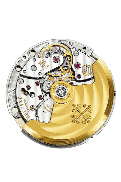 「Calatrava Ref. 5227｜カラトラバ Ref.5227」　自動巻きの自社製ムーブメント「キャリバー324 S C」。パワーリザーブは最大48時間