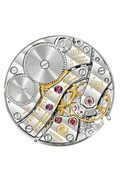 「Calatrava Ref. 7121｜カラトラバ Ref.7121」　手巻きの自社製ムーブメント「キャリバー215 PS LU」を搭載。パワーリザーブは約44時間