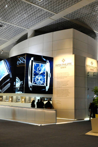 バーゼルワールド2013会場内、パテック フィリップのブース前にて