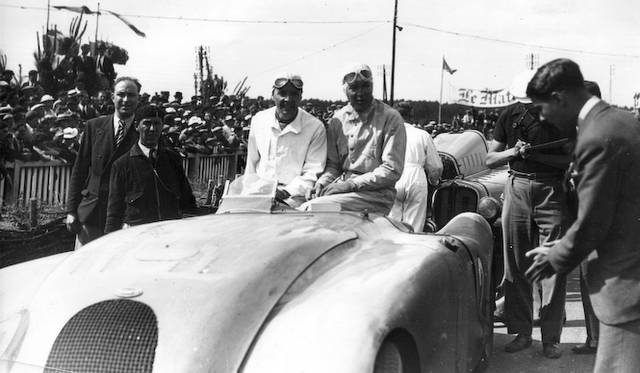 1937年、ウィミーユはブガッティ57Gタンクを駆って、ル・マン24時間耐久レースを制した