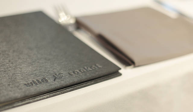 「ワイルド・ロケット」のメニューは屋台料理や旅先で出合った家庭料理をベースにした、モダンシンガポール料理