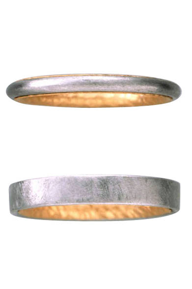 日本ではバーニーズ　ニューヨークのみでの取り扱いとなる人気のMALCOLM BETTS（マルコム ベッツ）最新作が登場。リング上から　16万8000円、23万1000円