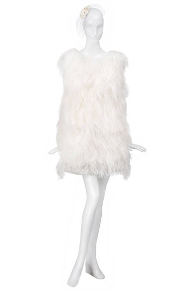 DRESSCAMP（ドレスキャンプ）のウェディングドレスの一例　29万4000円（セミオーダー、要4カ月）