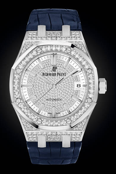 Royal Oak Automatique｜ロイヤル オーク・オートマティック<br />ケース径37mm、18WGケース、自動巻き、自社製ムーブメント「キャリバー3120」、パワーリザーブ約60時間、合計152個のダイヤモンド（約2.46カラット／ケース、ベゼル、バックル）、698万2500円（18WGケース）