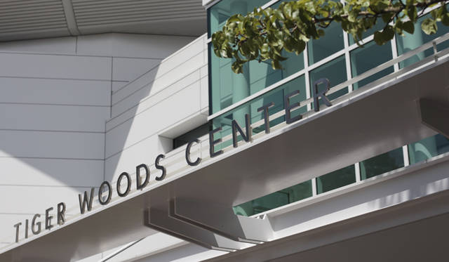 <strong>NIKE RUNNING｜ナイキがランニング革命を起こす！</strong> ナイキ本社内のタイガー・ウッズ・センター