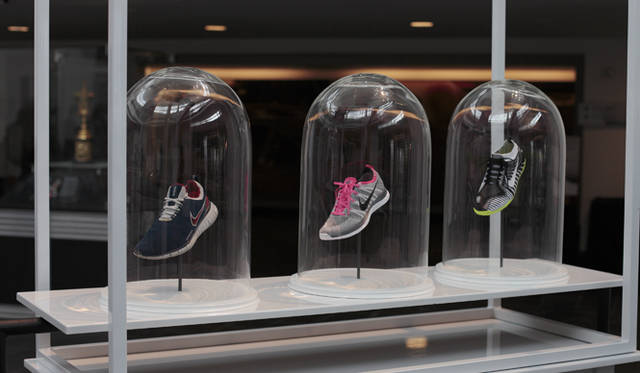 <strong>NIKE RUNNING｜ナイキがランニング革命を起こす！</strong> タイガー・ウッズ・センター内のディスプレイ