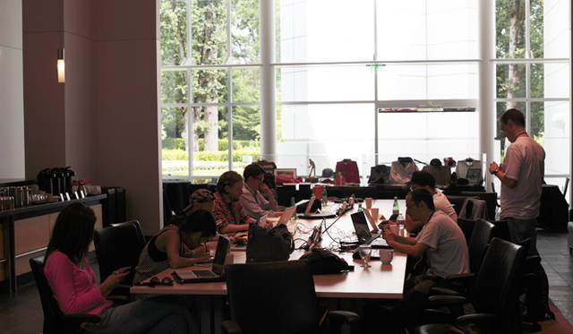 <strong>NIKE RUNNING｜ナイキがランニング革命を起こす！</strong> 世界中から集まったプレス