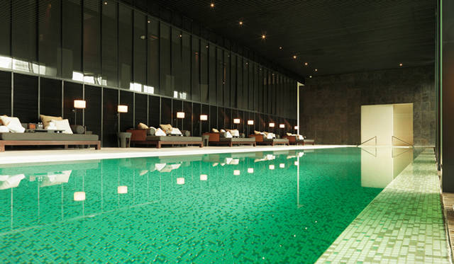 1. 中国・上海「The PuLi」