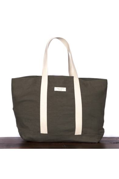 <strong>rag & bone｜デニムライン限定ストアが阪急うめだ本店に登場</strong><br /><br />「TOTE BAG」<br />価格｜1万3650円<br />サイズ｜W60×H36×D18cm<br />カラー｜アーミー×ホワイト<br /><br />開催期間｜8月7日（水）〜8月13日（火）<br />開催店舗｜阪急うめだ本店<br />住所｜大阪府大阪市北区角田町8-7 1階<br />コトコトステージ 11<br />Tel. 06-6361-1381（代表）　