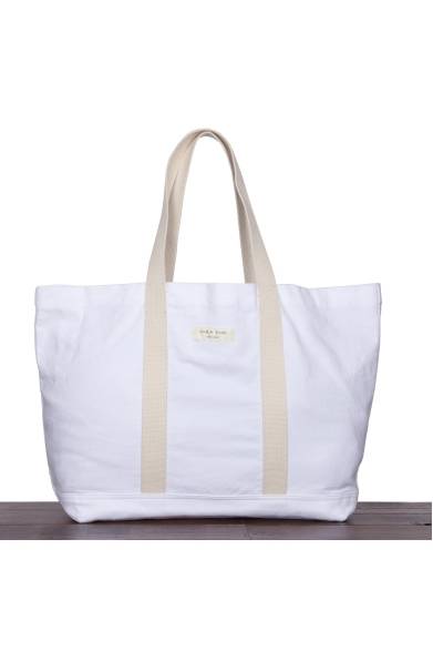 <strong>rag & bone｜デニムライン限定ストアが阪急うめだに登場</strong><br /><br />「TOTE BAG」<br />価格｜1万3650円<br />サイズ｜W60×H36×D18cm<br />カラー｜ホワイト×ホワイト<br /><br />開催期間｜8月7日（水）〜8月13日（火）<br />開催店舗｜阪急うめだ本店<br />住所｜大阪府大阪市北区角田町8-7 1階<br />コトコトステージ 11<br />Tel. 06-6361-1381（代表）　
