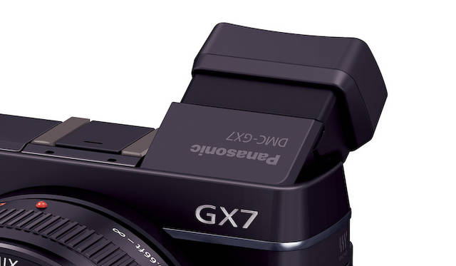 コンパクトなボディでありながらフラッシュを内蔵