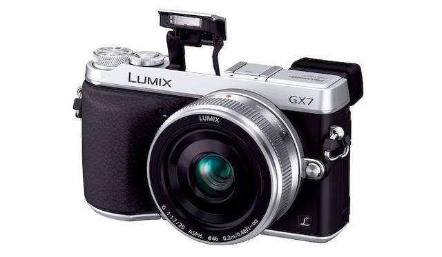 コンパクトなボディでありながらフラッシュを内蔵