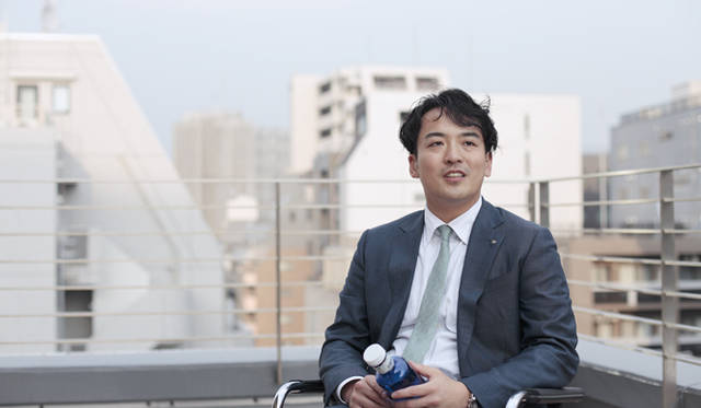 株式会社スリーボンド 常務取締役（取材当時）・土田耕作氏（左）と、丸若屋代表の丸若裕俊氏