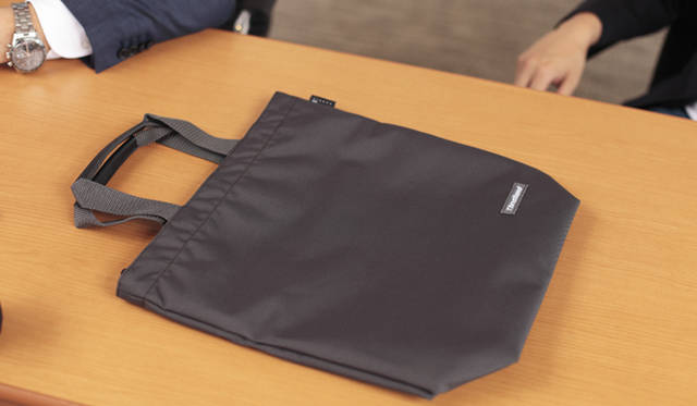 株式会社スリーボンドの販促用として作られたシンプルなトートバッグ