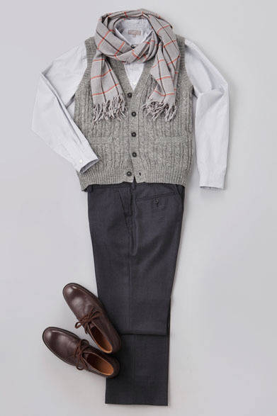 <strong>MARGARET HOWELL｜マーガレット・ハウエル</strong>　 MEN’S COLLECTION AUTUMN WINTER 2013　ジャケット8万4000円、トラウザーズ4万2000円（マーガレット・ハウエル）