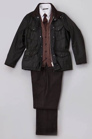 <strong>MARGARET HOWELL｜マーガレット・ハウエル</strong>　 MEN’S COLLECTION AUTUMN WINTER 2013　ジャケット9万1350円、トラウザーズ4万5150円（マーガレット・ハウエル）