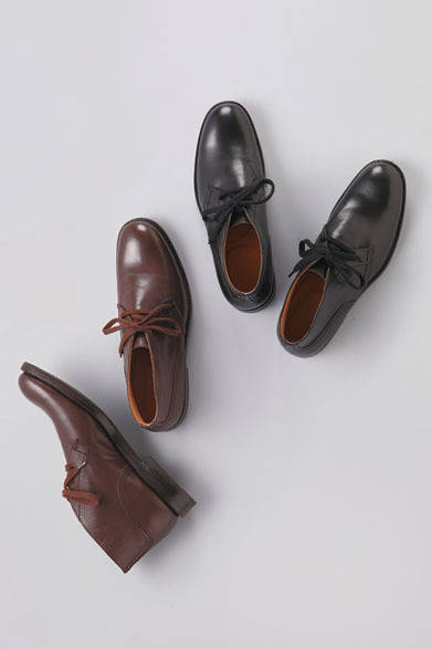 <strong>MARGARET HOWELL｜マーガレット・ハウエル</strong>　 MEN’S COLLECTION AUTUMN WINTER 2013　ベルト各4万8300 円、ウォレット各3万1500円、ウォレット各3万5700円、キーフォブ各8400円（マーガレット・ハウエル）