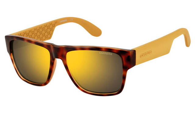 「CARRERA 5002/F/S」1万3560円（カレラ／サフィロジャパン）