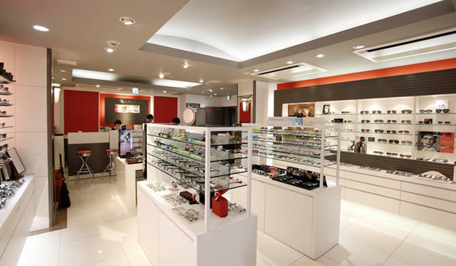 メガネの三城 心斎橋本店